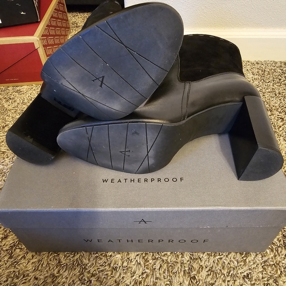 Aquatalia Fineena Black Leather Suede Ankle Boots Soze 6.5 - Picture 4 of 7